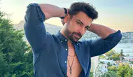 Alp Navruz, 'En İyi Uluslararası Erkek Oyuncu' ödülünü kazandı