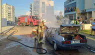 Hatay İskenderun'da otomobil alev alev yandı