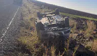 Şanlıurfa'da otomobil şarampole devrildi : 2'si çocuk 4 yaralı
