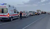 Aksaray'da kum fırtınası zincirleme kazaya neden oldu : 16 yaralı