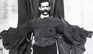 Franz Reichelt'in Uçan Terzi Deneyi Neden Trajik Bir Şekilde Sonuçlandı?