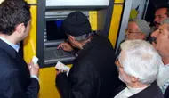 ATM'den para çeken emekliler dikkat: Yeni düzen ile paranız yanmasın!