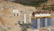 Hakkari'de Heyelan Sonrası Kalıcı Köprü Çalışmaları Sürüyor