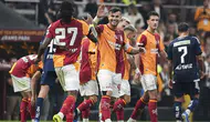 10 kişi Galatasaray, Kasımpaşa'yı son dakikalarda devirdi