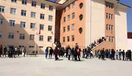 Adıyaman'da 17 Yaşındaki Lise Öğrencisi 5. Kattan Düşerek Hayatını Kaybetti Mi?