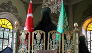 Emir Sultan kimdir, aslen nereli? Soyu kime dayanıyor, hangi padişahın damadı, türbesi nerede?