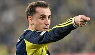 Kadıköy'de Kerem Aktürkoğlu'ndan ıslıklara dikkat çeken tepki nedir?