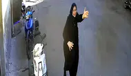 Adana'da Kapkaç Anı Güvenlik Kameralarına Yansıdı