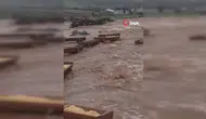 Diyarbakır'da Sel Felaketi: Menfez Köprüler Yıkıldı