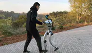ABD'de Teslimat Robotuna Engel Olan Kadın Neden Gözaltına Alındı?