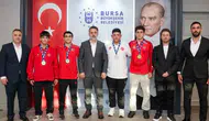 Bursa Büyükşehir Belediye Başkan Vekili Biba, Bursa’nın gururu güreşçileri ağırladı