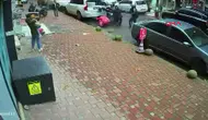 Çekmeköy'de Kontrolden Çıkan Motosikletin Sürüklendiği Anlar Kamerada