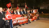 Bursa'da sağanak altında cumhuriyet yürüyüşü nasıl geçti?