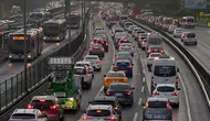 İstanbul'da 29 Ekim Trafiği Şehri Kilitledi