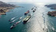 Hürmüz Boğazı'nda tankere saldırı ! Bilinmeyen mühimmat yangına yol açtı