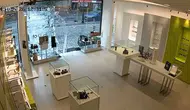 İstanbul Beylikdüzü'nde Şiddetli Rüzgar Gözlükçünün Kapısını Kırdı