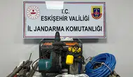 Eskişehir'de kaçak kazı yapan 5 şüpheli suçüstü yakalandı