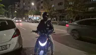Eskişehir'de Trafikte Yol Verme Kavgası: Kadın Sürücü Motosikletlinin Üzerine Yürüdü