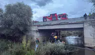 Kahramanmaraş'ta köprüden düşen araçta polis memuru ve yeğeni öldü