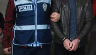 Turgutlu'da aranan hükümlü yakalandı : 70 yıl 5 ay kesinleşmiş hapis cezası vardı