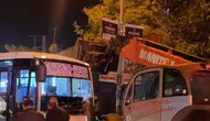 Kars'ta Kontrolden Çıkan Halk Otobüsü İş Makinesine Çarptı