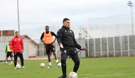 Sivasspor'un Yeni Teknik Direktörü Çağdaş Çavuş Oldu