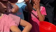 Gazze'de Gıda Krizi Büyüyor: Çocuklar Sıcak Yemek İçin Sıraya Girdi