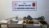 Manisa'da Kaçak Kazı Operasyonu: Sekiz Şüpheli Suçüstü Yakalandı