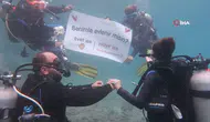 Kız arkadaşına metrelerce derinlikte evlenme teklif etti