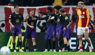Galatasaray, UEFA Şampiyonlar Ligi'nde Barcelona'ya 4-1 Mağlup Oldu