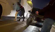 Sivas'ta Durdurulan Otobüsün Bagajından Kaçak Göçmenler Çıktı