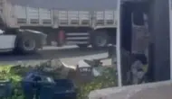 Gaziantep TAG Otoyolu'nda kamyon devrildi: Tonlarca mandalina yola saçıldı
