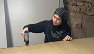 Nevşehirli Kadın Girişimci Eşiyle Birlikte Mobilya Üretiyor