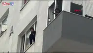 Kadıköy'de 8 Katlı Binada Korkutan Yangın: Mahsur Kalanlar Kurtarılıyor