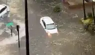 Ekvador'da Şiddetli Sel: Başkentte Araçlar Sulara Kapıldı