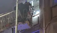 Eskişehir'de Pencereye Çıkan Yaşlı Adam İtfaiye Tarafından Kurtarıldı