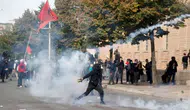 Arnavutluk'ta Hükümet Karşıtı Protestolar Büyüyor