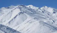 Nepal'de Himlung Himal Dağı'nda çığ: Can kaybı 15'e yükseldi