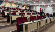 Çiğli Belediye Meclisi Toplantısı Yetersiz Çoğunluk Nedeniyle Ertelendi