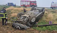 Mardin'de Şarampole Devrilen Otomobilde 3 Kişi Yaralandı