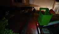 Gümüşhane'de Devrilen Elektrik Direği Korku Yarattı