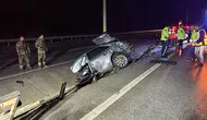 Çanakkale'de Feci Kaza: Otomobil İkiye Ayrıldı, 2 Genç Yaşamını Yitirdi