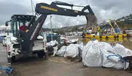 İzmit Körfezi’nden 10 kamyon atık çıkarıldı