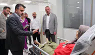 Şahin Biba, Akhisar'daki kazada yaralananları hastanede ziyaret etti