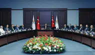 Ak Parti Kongre Merkezi'nde düzenlenen toplantı başladı