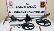 Bilecik'te define operasyonu : 2 şüpheli suçüstü yakalandı !