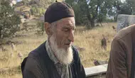 Adıyaman'da 9 Çocuklu Çift Kendi Mezarını Kazdırdı