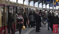 Almanya'da toplu taşıma sektöründe grev krizi: Ulaşım felç oldu