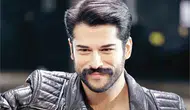Burak Özçivit'ten Olay Temizlik : 70 Kişiyi Takipten Çıktı!