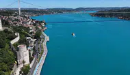 İstanbul Boğazı turkuaz renge büründü